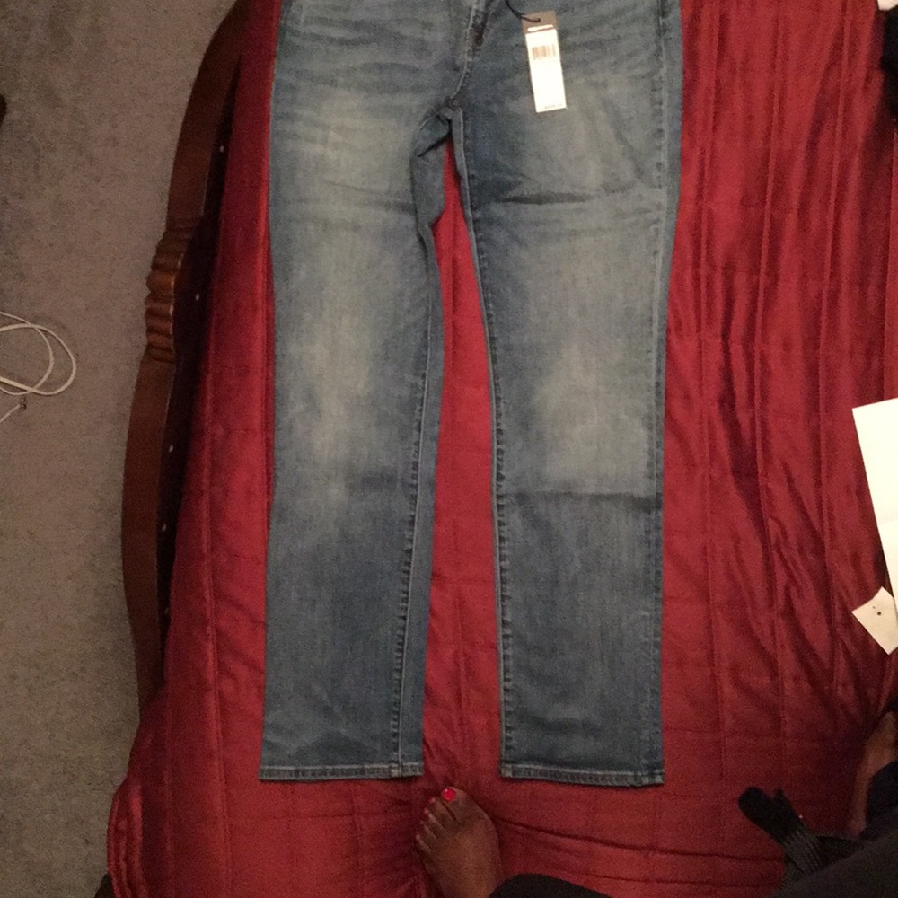 Sale - Picture 5 of 5